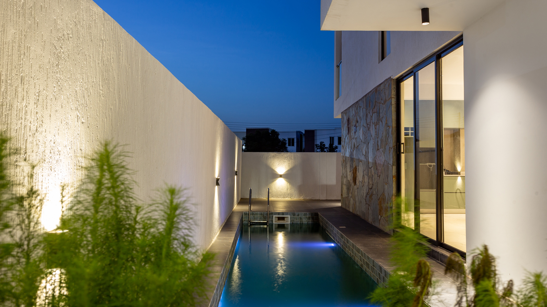 Newton Villa - Thumbnail 10